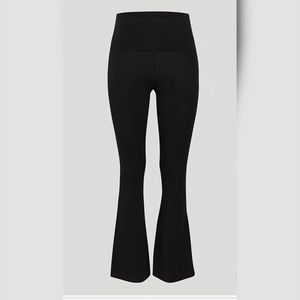 Aritzia TNA Chill Flare Leggings XS